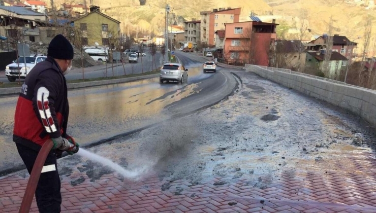Hakkari’de Cadde Ve Sokaklar Pırıl Pırıl