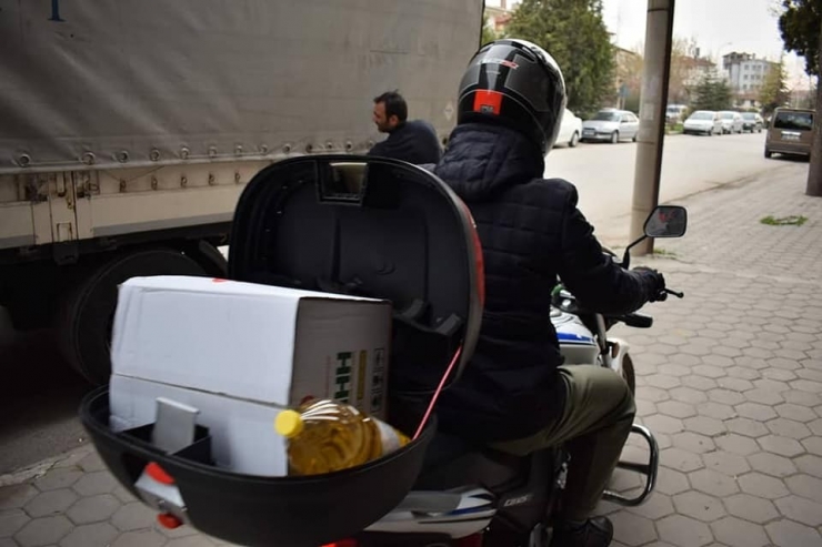 Korona Mağdurlarına Yardım