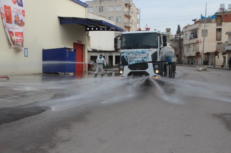 Kilis’te Dezenfekte Çalışmaları Sürüyor