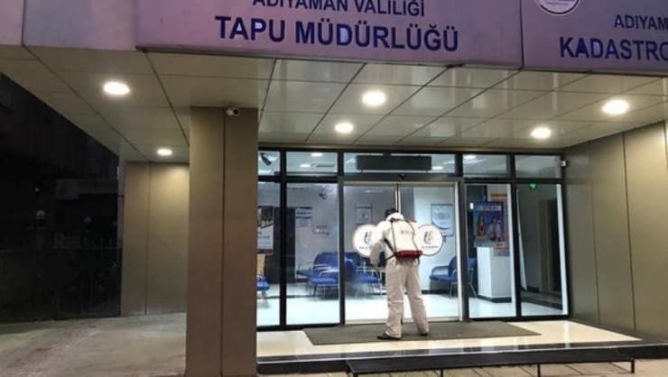 Adıyaman Belediyesi Kamu Kurumlarını Dezenfekte Ediyor