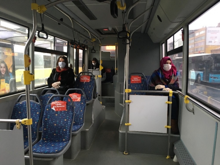 İstanbullular, Toplu Taşımalarda Maske Kuralına Özen Gösteriyor