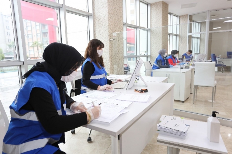 Başkan Sandıkçı: "İnsanlarımızın Hizmetkarıyız"