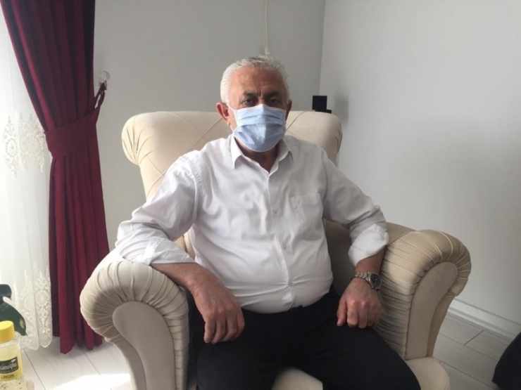 Yurt Dışından Memleketine Gelen 65 Yaşındaki Vatandaş, Evde Yalnız Kaldı