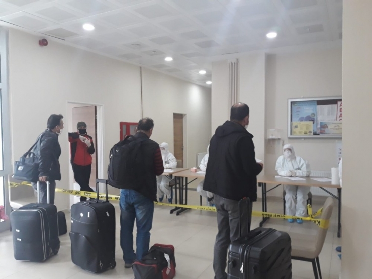 Gurbetçileri Ağlatan Anons: Sizler İçin Buradayız