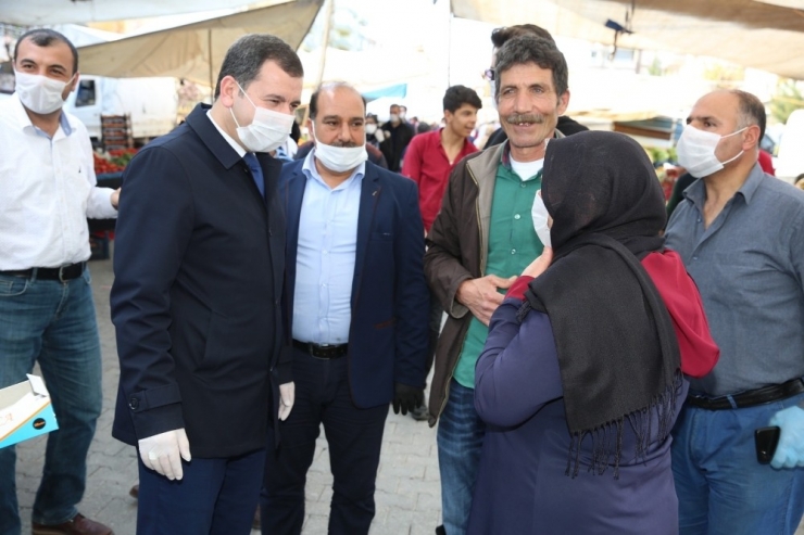 Baydilli Esnafa Maske Dağıttı