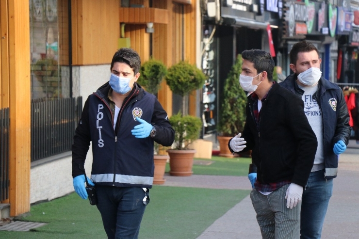 Bolu’da Yayalara Kapalı Caddeye Sebepsiz Ve Maskesiz Girenlere Para Cezası