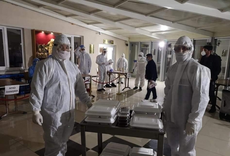 Cezayir’den Gelerek Karantinaya Alınan İşçiler Durumlarından Memnun