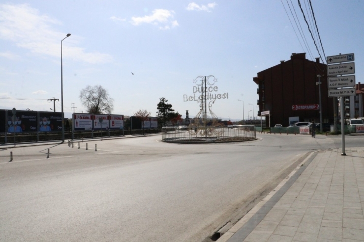 Düzce Valiliği "Temastan Kaçınalım, Evde Kalın"