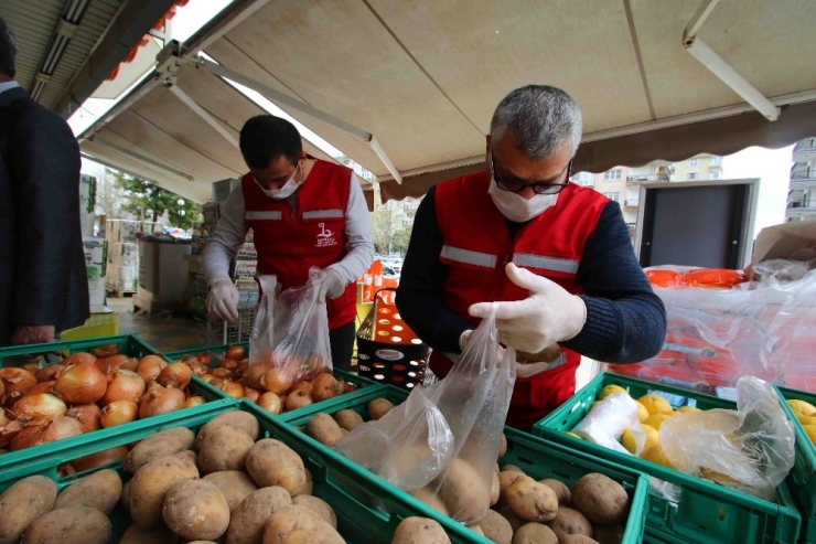 Bayraklı’daki Çağrı Merkezi Talepleri Anında Karşılıyor
