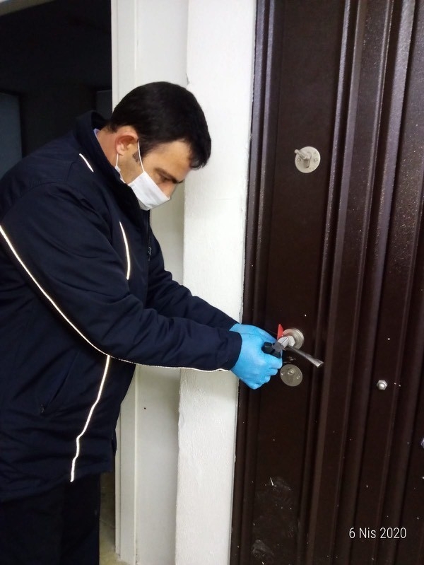 Gebze’de Kaçak Maske Üretenlere Baskın