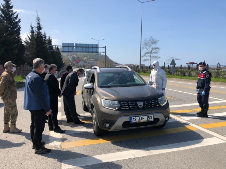 Giresun Valisi Harun Sarıfakıoğulları Uygulama Noktalarında Denetimlerde Bulundu