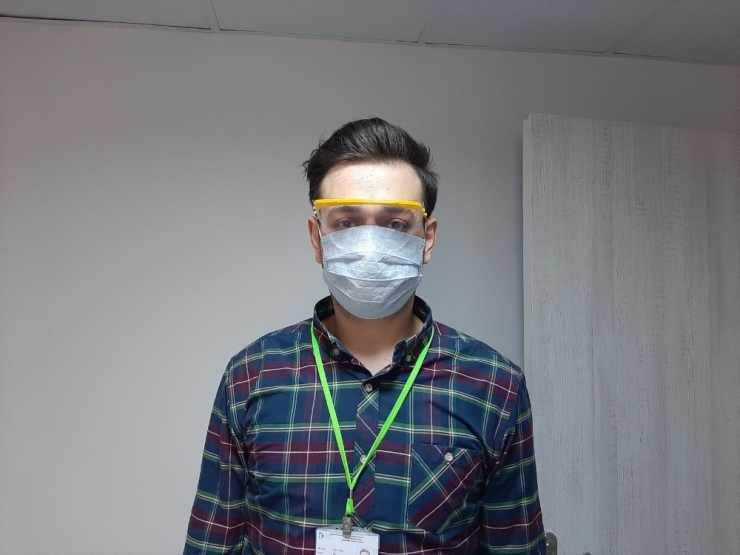 İzmit Belediyesi Steril Gözlük Üretmeye Başladı