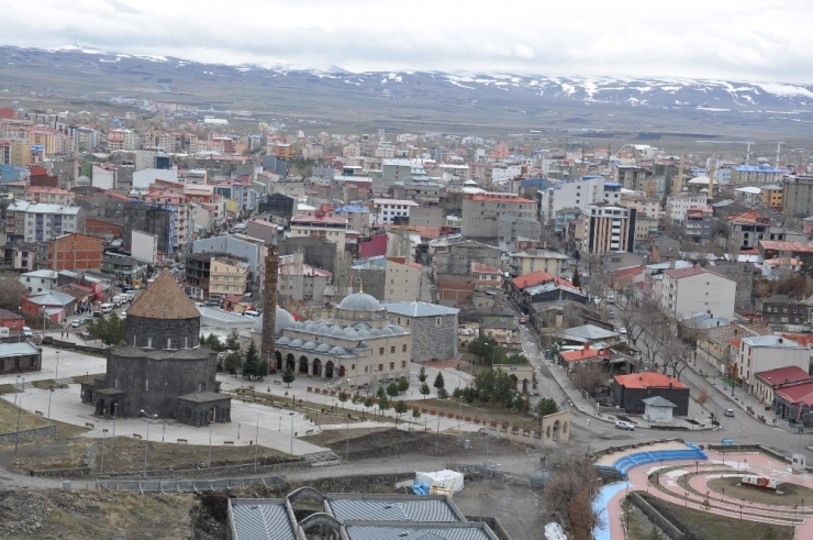Her Gün Binlerce Turisti Ağırlardı, Şimdi Boş Kaldı