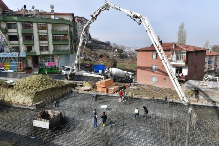 Mamak’ta Bilim Ve Sanat Merkezinin Temeli Atıldı