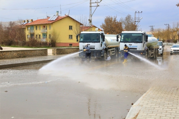 Mahalle Muhtarlarından Başkan Akman’a Teşekkür