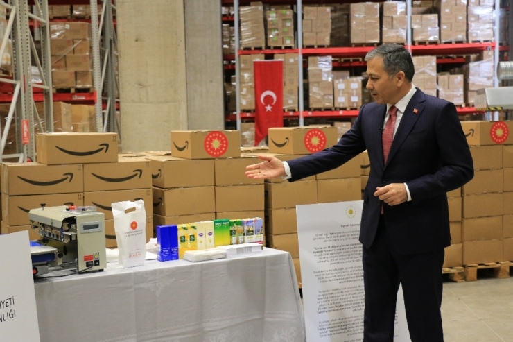 Pilot İl Seçilen İstanbul’da 65 Yaş Üstü 1 Milyon 150 Bin Vatandaşa Ücretsiz Maske Ve Kolonya Dağıtımına Başlandı