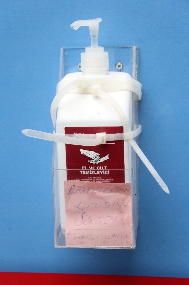 Dezenfekten Kutusuna Plastik Kelepçe