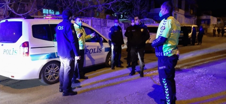 Dur İkazına Uymayan Araç Kovalamaca Sonucu Yakalandı