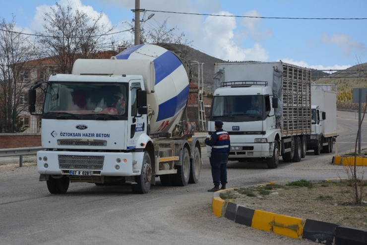 Korkuteli’nin Giriş Ve Çıkışları Kontrol Altında