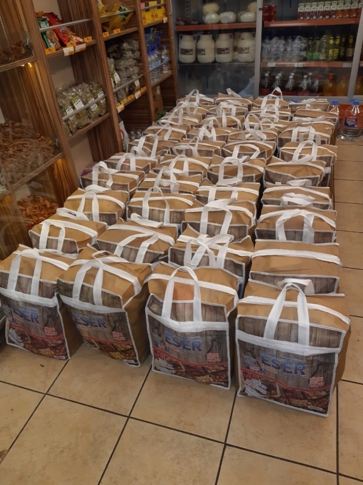 Tuncelili İş Adamı, Yardım Desteğinde Bulundu