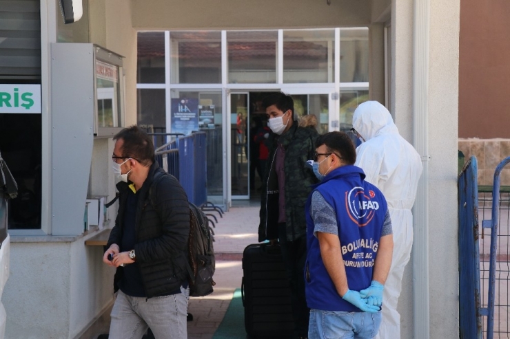 Bolu’da, Karantina Sürecini Tamamlayan 149 Kişi Evine Döndü