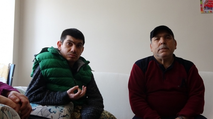 engelli Maaşını Milli Dayanışma Kampanyasına Bağışladı