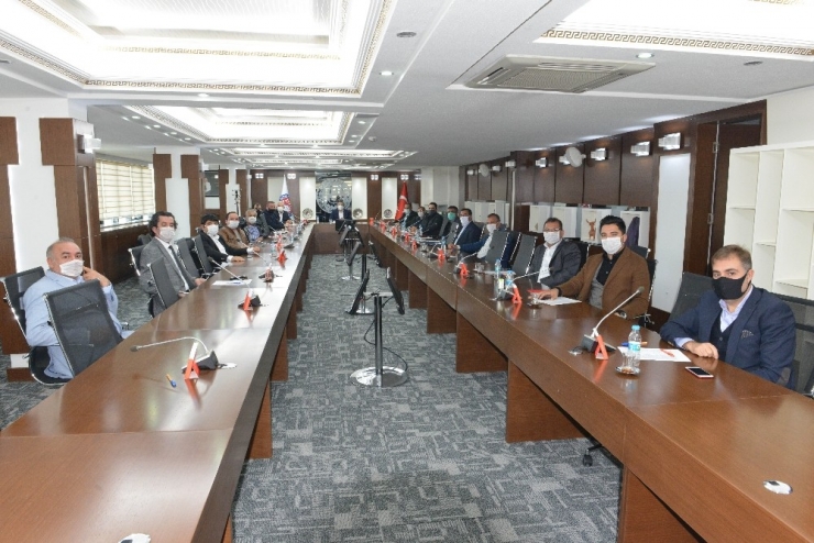 Denizli’den Tahliye Olacak Yükümlülerin Ve Terhis Olacak Askerlerin Otobüsleri Hazır