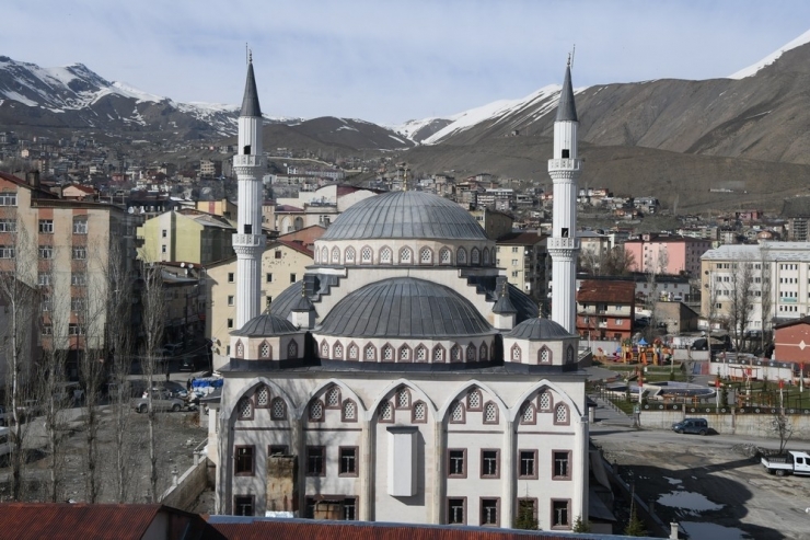 Vali Abıyık, Ulu Camii İnşaatında İncelemede Bulundu