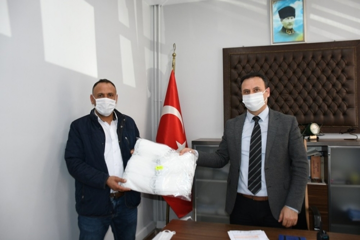 İnegöl Halk Otobüslerinde Maske Dağıtımı Başladı