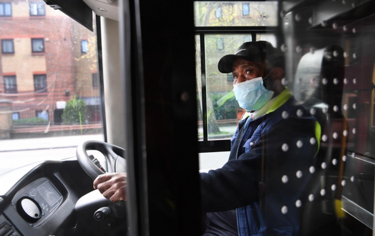 İngiltere’de Korona Virüse Bağlı Ölümlerde Rekor Artış