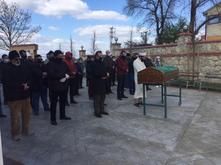 Kocaeli’deki Feci Kazada Hayatını Kaybeden 3 Genç Son Yolculuğuna Uğurlandı