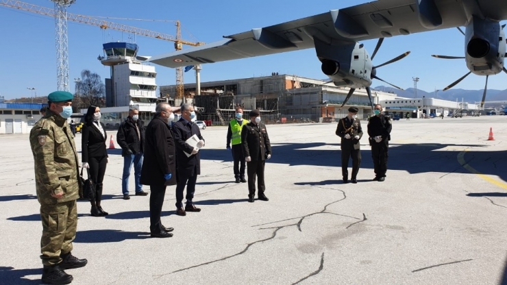 Msb: "Sağlık Malzemelerini Taşıyan Uçağımız Bosna Hersek’e Ulaştı."