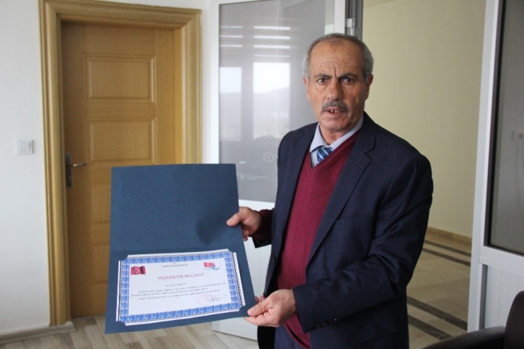 40 Yılda 15 Kaymakama Şoförlük Yaptı