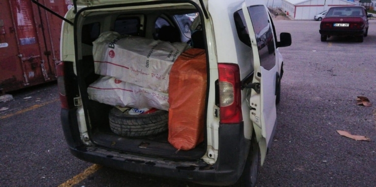 Van’da 5 Bin 550 Paket Kaçak Sigara Ele Geçirildi
