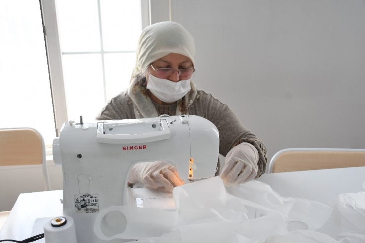 Kemer’da Maskesi Olmayan Ev Kalmayacak