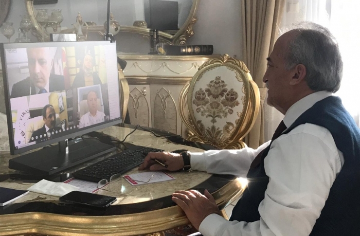 Rektör Çomaklı, Bakan Selçuk İle Video Konferans Yöntemiyle Görüştü