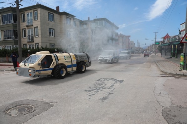 Bandırma’da Korona Virüse Karşı Kırkayaklı İlaçlama