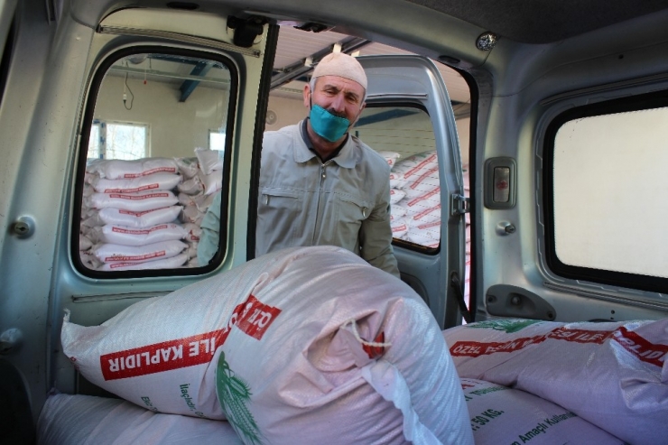 Boş Kalan Araziler Devlet Desteğiyle Yeniden Üretime Kazandırılıyor