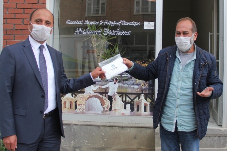 Araban’da 20 Bin Maske Dağıtılıyor