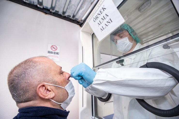 Eşrefpaşa Hastanesinde Sağlık Çalışanları İçin Özel Koruma