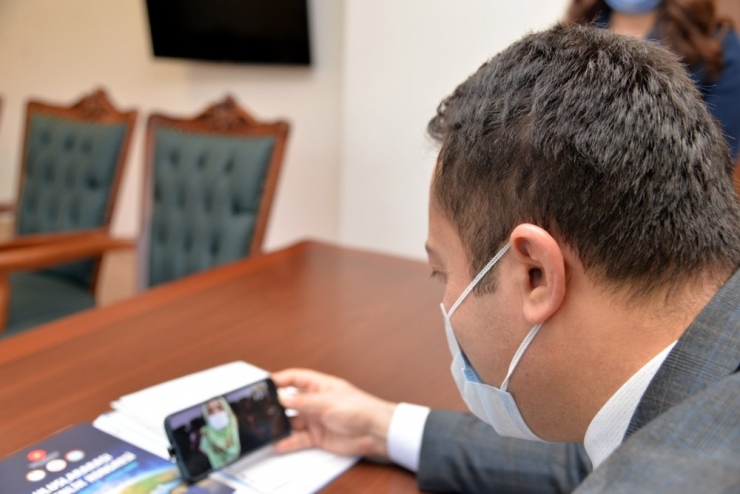 Huzurevi Sakinlerine Görüntülü Moral Telefonu