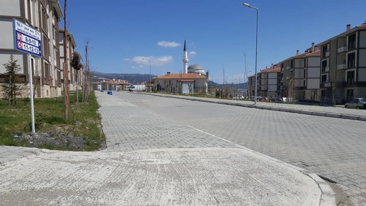 Kargı’da Vatandaşlar Tedbirlere Uyuyor, Sokaklar Sessiz