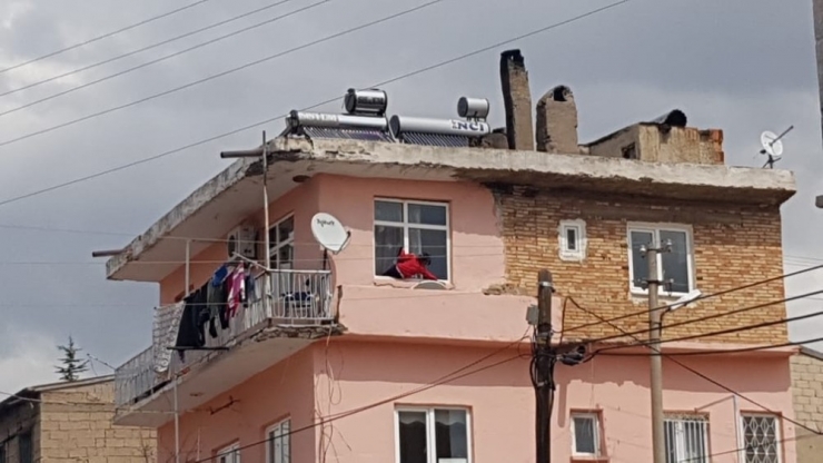 Çocukların Tehlikeli Oyununu Muhtar Önledi