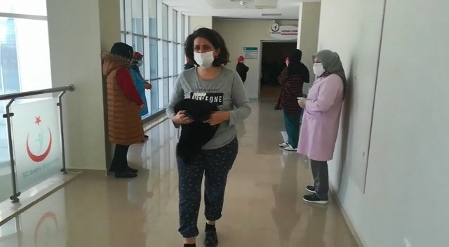 Bursa’da Birisi 71 Yaşında 3 Hasta Alkışlarla Taburcu Edildi