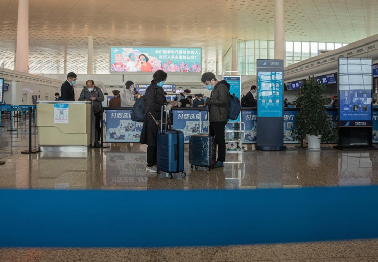 Karantinanın Kalktığı Wuhan’da On Binlerce Kişi Kenti Terk Etti