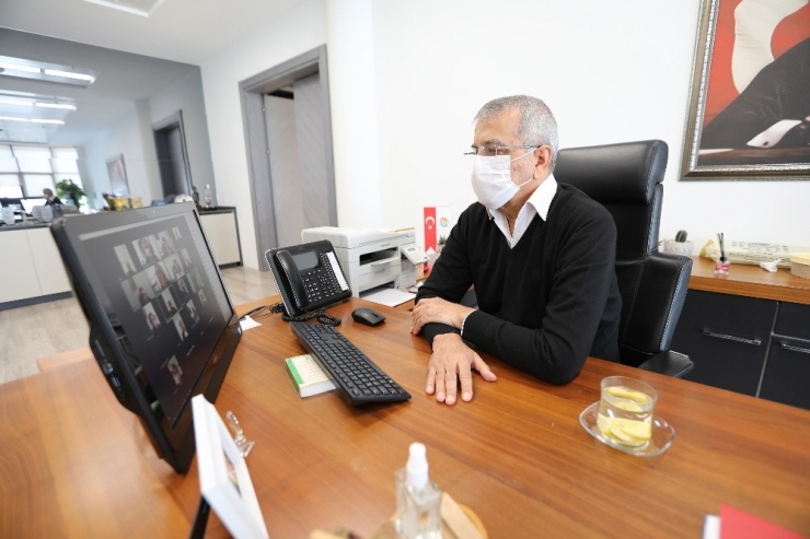 Başkan Tarhan, Müdürlerle Video Konferansla Toplantı Yaptı