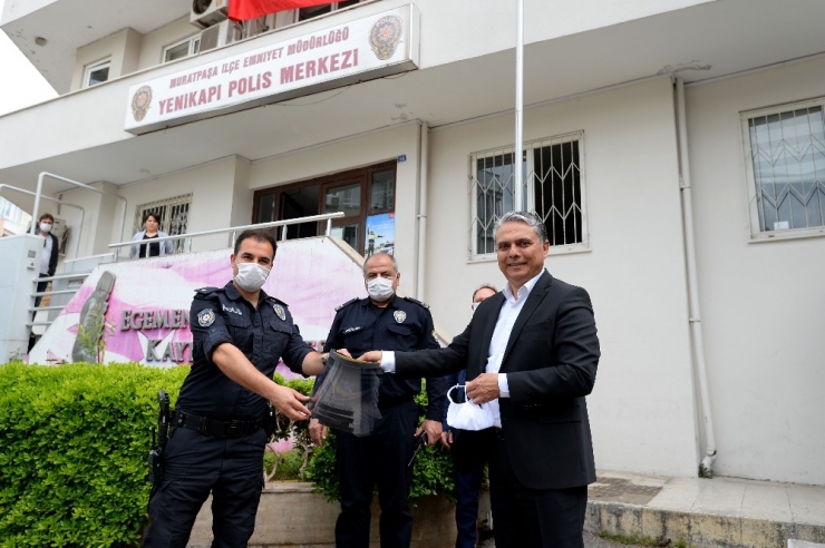 Emniyet Görevlilerine Siperlikli Yüz Maskesi