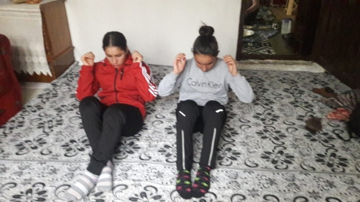 Ağrı Gsim “Evde Kal Hareketsiz Kalma” Sloganı İle Spor Yaptırıyor