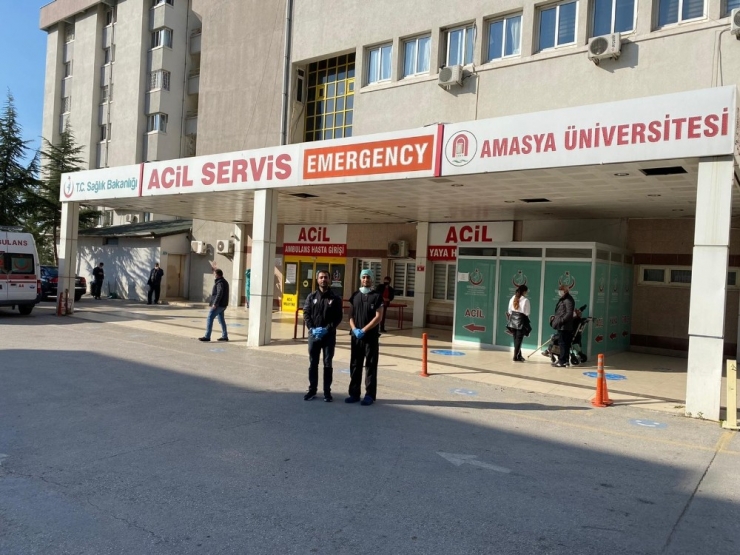 Hakemlerden Sağlıkçılara Ev Yemeği Desteği