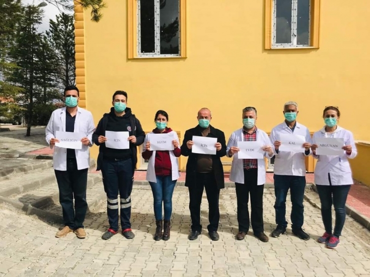 Arguvan’a Giriş Yapanların Ateşleri Ölçülüyor